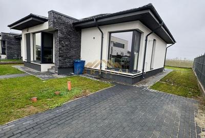 Casă cu 3 camere în Vidra - 3