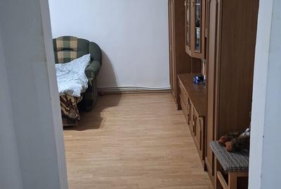 Apartament cu 3 camere decomandat în Central - 2
