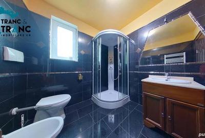 Cladire Centrala pe 3 nivele cu 7 camere si 10 parcari in curte - 5