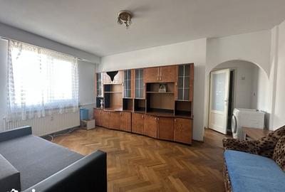 Apartament cu 2 camere semidecomandat în Ultracentral
