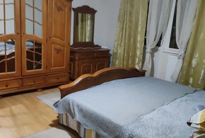 Apartament cu 3 camere decomandat în Central - 2