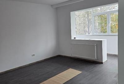 De vanzare apartament 3 camere - 5