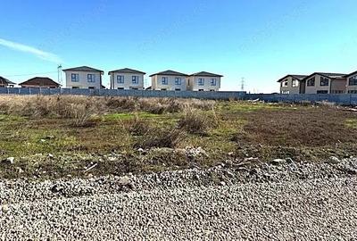 Teren de 725 mp, în Domnești - 2