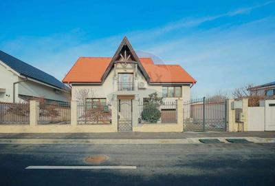 Casă cu 5 camere cu Teren 503 Mp în Nufărul