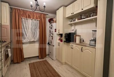 Apartament cu 3 camere decomandat, mobilat în Rovine - 10