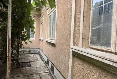 Baneasa - Salcia /Teleorman, casa caramida 100 mp utili, teren 736 mp - 2