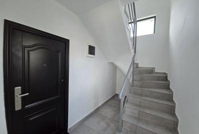 Casă cu 4 camere în Berceni - 2