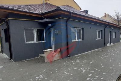 Casa cu 3 camere in zona Centrala - 4