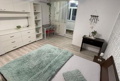 Garsonieră decomandată în Podul de Piatră - 2