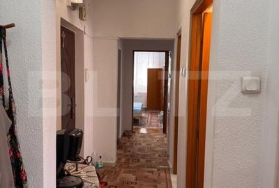 Apartament 3 camere, 69 mp, zona Micro 8 - 17