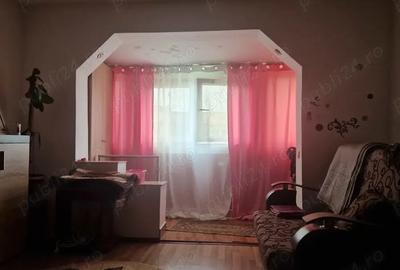 Se vinde apartament cu 2 camere - 2