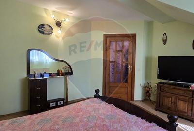 Casa cu etaj deosebita in Chisineu-Cris - un camin creat cu suflet - 25