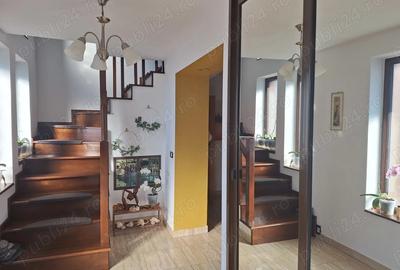 Casă cu 6 camere cu Teren 536 Mp în Central - 3