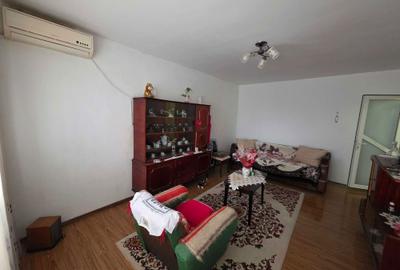 Apartament cu 2 camere decomandat în Central - 1