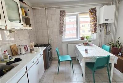 Apartament 2 camere, zona Racadau - 2