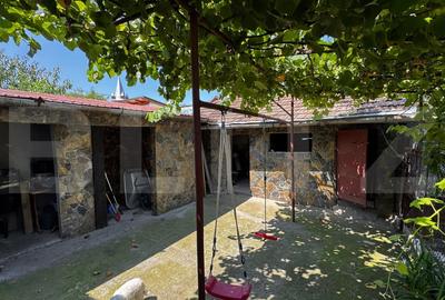 Casa individuala spatioasa, situata in zona centrala a orasului Teius - 16