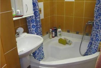 Apartament cu 2 camere semidecomandat în Tineretului