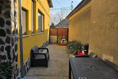 Vand vila P+M , zona Cantemir-Salca, constr 2014, , SC-194 mp, teren 270, gaz - 17