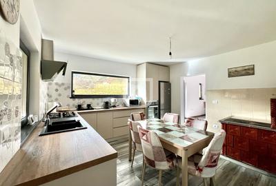 Casă individuală cu 5 camere cu Teren 576 Mp în Periferie - 1