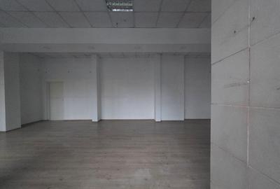 Spațiu comercial, de 200 mp, în Brâncoveanu