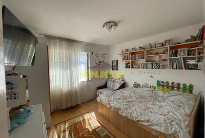 Apartament cu 4 camere decomandat în Central - 9