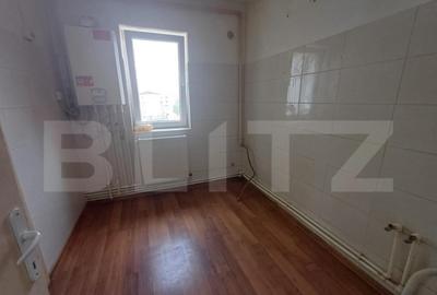 Apartament cu 3 camere, 66 mp, zona Al Teilor - 3