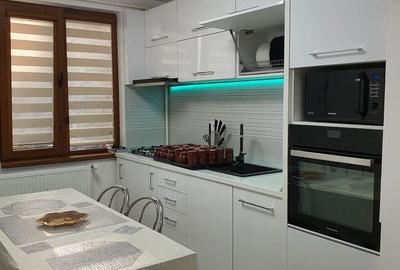 Spațiu comercial, de 70 mp, în Central - 3