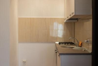 Apartament cu 3 camere decomandat, mobilat în Băneasa - 3
