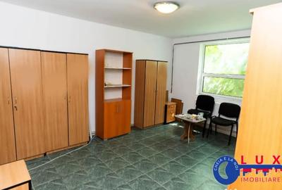 Spațiu comercial, de 57 mp, în Central - 10