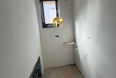 Casă cu 5 camere cu Teren 400 Mp în Central - 9