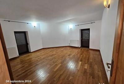 Casă cu 7 camere cu Teren 200 Mp în Timpuri Noi - 5