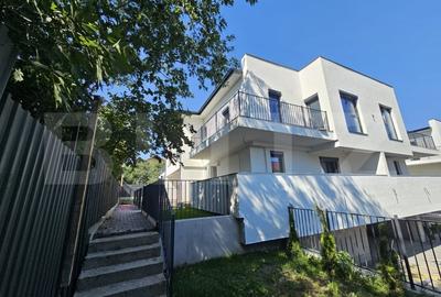 Apartament cu 3 camere semidecomandat în Valea Lupului - 1