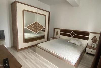 Apartament cu 3 camere decomandat în Ghencea - 2