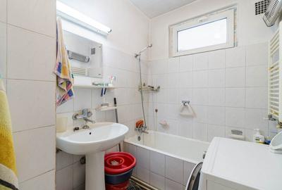 Casa cu potential + spatiu comercial/ locuinta sau investitie Eroii Revolutiei - 13