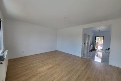 Casa cu 4 camere | Spatioasa | Frumos amenajata | Gata de mutat - 2