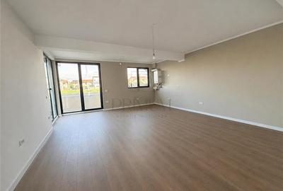 Duplex cu 4 camere cu Canalizare în Moșnița Nouă - 2
