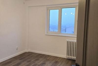 Apartament cu 3 camere decomandat în Titulescu - 5