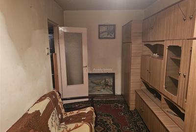 Resita, Garsoniera, Mobilata Utilata, Calea Caransebesului - 12