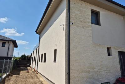Vilă de vânzare în Ghimbav – construcție nouă 2025 - 2