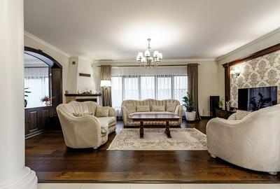 PRET NOU!!!   Vilă de Lux în Grădiște - 2