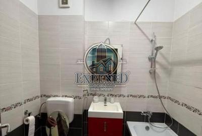 Apartament cu 2 camere decomandat în Rahova