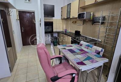 Garsonieră în Baza 3 - 5