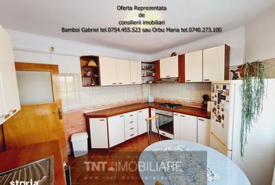 Apartament cu 4 camere decomandat în Piața Unirii - 10