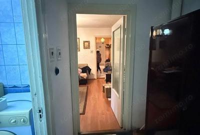 Apartament cu 3 camere decomandat în Dâmbovița - 5