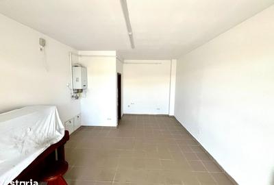 Spațiu comercial, de 23 mp, în Central - 4