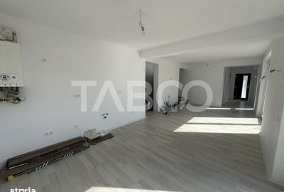 Casă cu 4 camere în Șelimbăr