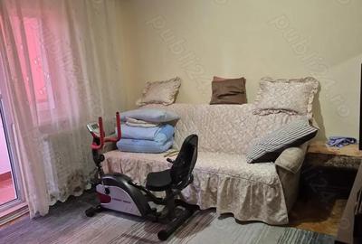 Apartament cu trei camere, zona Bradet, disponibil - 19