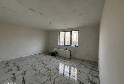 Casă cu 3 camere cu Canalizare în Valu lui Traian - 7