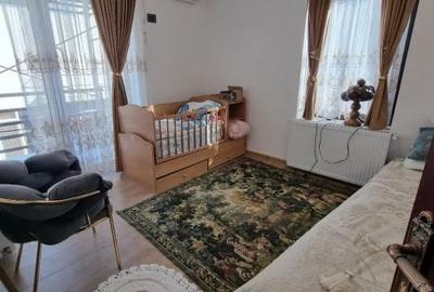 Casă individuală cu 7 camere cu Canalizare în Fundeni - 17