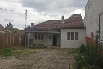 De vanzare spatiu comerciala zona centrala in Sfantu Gheorghe De vanzare spatiu comerciala zona centrala in Sfantu Gheorghe - 2